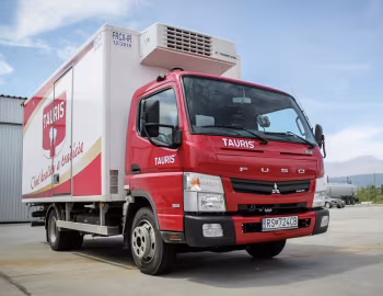 Mitsubishi Fuso Canter 7C18 with a Freezer Box Body '2013