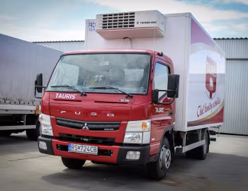 Mitsubishi Fuso Canter 7C18 with a Freezer Box Body '2013