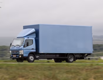 Mitsubishi Fuso Canter 7C18 mit Junge Kofferaufbau [Germany] (FE7) '10.2011–22