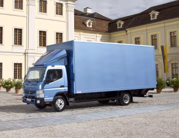 Mitsubishi Fuso Canter 7C18 mit Junge Kofferaufbau [Germany] (FE7) '10.2011–22
