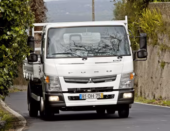 Mitsubishi Fuso Canter 9C18 three-way Tipper [Portugal] (FG7) '2014–22