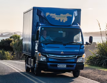 Mitsubishi Fuso eCanter [New Zealand] '2020–21