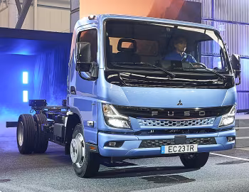 Mitsubishi Fuso eCanter 4C15e Chassis Cab [EU-spec] '05.2023–н.в.