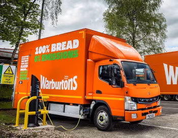 Mitsubishi Fuso eCanter 7C18 [UK-spec] '05.2021