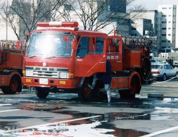 Mitsubishi Fuso Fighter FK Double Cab Fire Engine