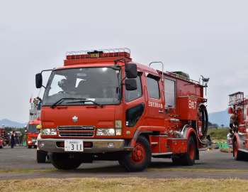 Mitsubishi Fuso Fighter FK Fire Engine '1999–2005