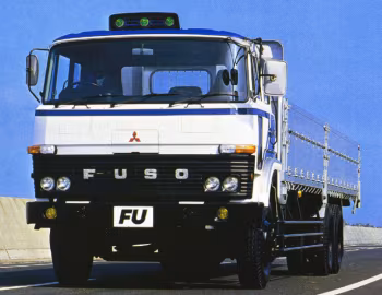 Mitsubishi Fuso FU318U '1982