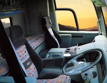 Интерьер Mitsubishi FUSO Super Great '1993