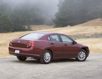 2004–06 Mitsubishi Galant [North America] '2003–06