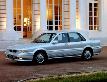 Mitsubishi Galant MX [Japan] (E33A) '10.1989–05.1992