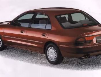 Mitsubishi Galant Sedan [Japan] '05.1992–07.1996