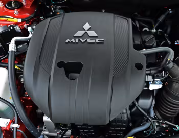 Sob o capô Mitsubishi Grand Lancer [Taiwan] '2017–24
