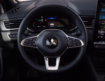 Painel Mitsubishi Grandis [EU-spec] '2025–pr.