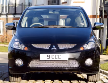 Mitsubishi Grandis Warrior [UK-spec] '01.2005–04.2009