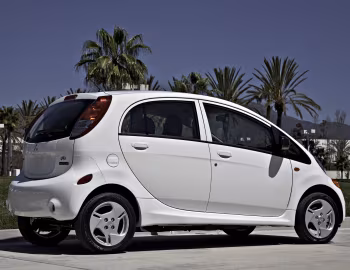 2012–17 Mitsubishi i MiEV [North America] '10.2011–17