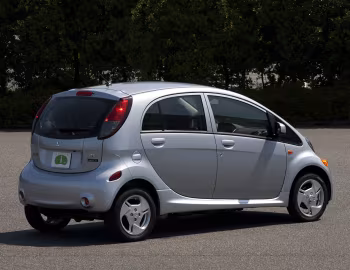 2012–17 Mitsubishi i MiEV [North America] '10.2011–17