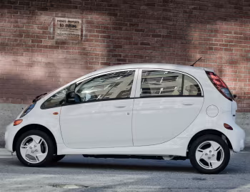 2012–17 Mitsubishi i MiEV [North America] '10.2011–17