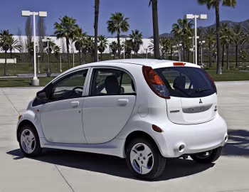 2012–17 Mitsubishi i MiEV [North America] '10.2011–17