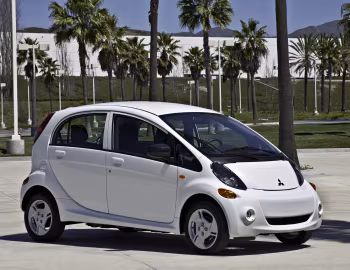 2012–17 Mitsubishi i MiEV [North America] '10.2011–17