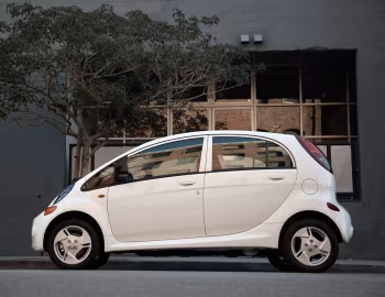2012–17 Mitsubishi i MiEV [North America] '10.2011–17