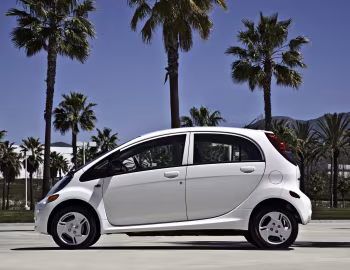 2012–17 Mitsubishi i MiEV [North America] '10.2011–17