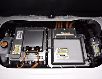 Под капотом 2012–17 Mitsubishi i MiEV [North America] '10.2011–17
