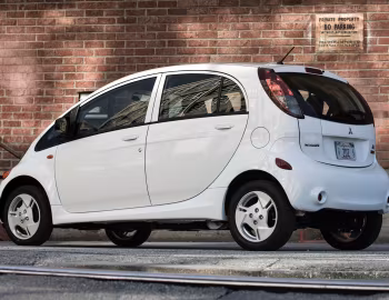 2012–17 Mitsubishi i MiEV [North America] '10.2011–17