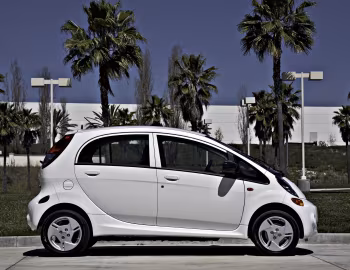 2012–17 Mitsubishi i MiEV [North America] '10.2011–17