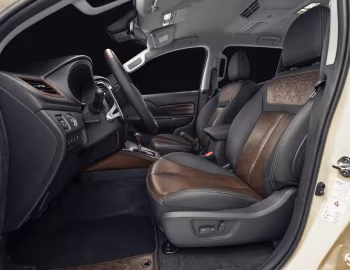Intérieur Mitsubishi L200 Triton Sport Terra [Brazil] '2024