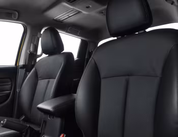 Interior Mitsubishi L200 Triton Savana [Latam] '2023–pr.