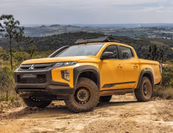 Mitsubishi L200 Triton Savana [Latam] '2023–pr.