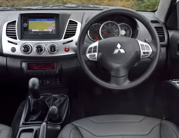 Торпедо Mitsubishi L200 Barbarian [UK-spec] '2014–15