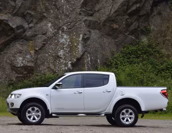 Mitsubishi L200 Barbarian [UK-spec] '2010–14