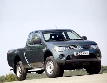 Mitsubishi L200 4Life Club Cab [UK-spec] '2006–10