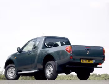 Mitsubishi L200 4Life Club Cab [UK-spec] '2006–10