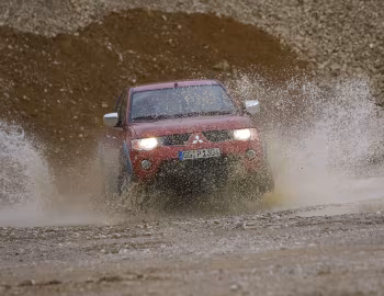 Mitsubishi L200 4Life Double Cab '2006–10