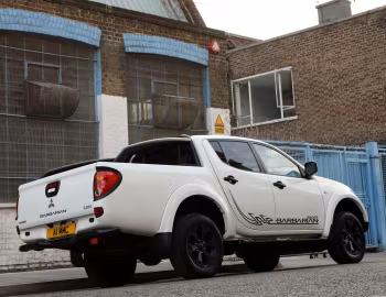 Mitsubishi L200 Barbarian "Black" [UK-spec] '2012