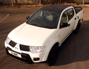 Mitsubishi L200 Barbarian "Black" [UK-spec] '2012