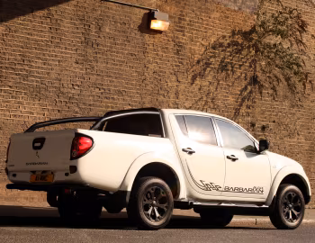 Mitsubishi L200 Barbarian "Black" [UK-spec] '2012