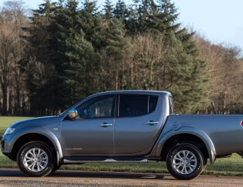 Mitsubishi L200 "Challenger" [UK-spec] '2015
