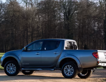 Mitsubishi L200 "Challenger" [UK-spec] '2015