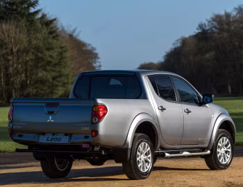 Mitsubishi L200 "Challenger" [UK-spec] '2015