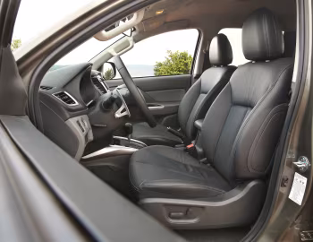 Interior Mitsubishi L200 Double Cab [Worldwide] '2015–19