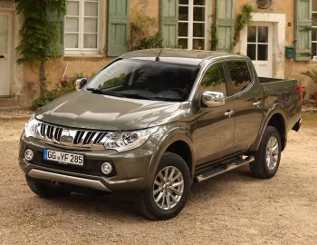 Mitsubishi L200 Double Cab [Worldwide] '2015–19