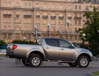 Mitsubishi L200 Double Cab '2014–15