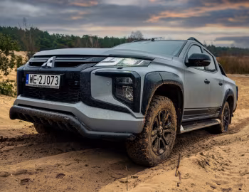 Mitsubishi L200 "Stark" [Poland] '2021