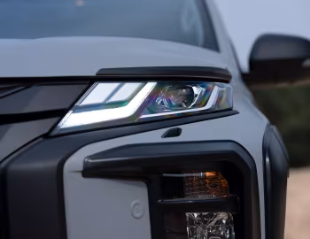 Mitsubishi L200 "Stark" [Poland] '2021