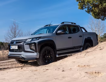 Mitsubishi L200 "Stark" [Poland] '2021