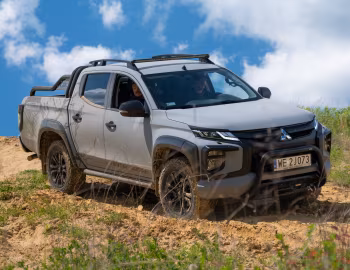 Mitsubishi L200 "Superstark" '2021