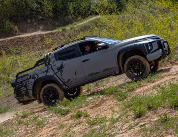 Mitsubishi L200 "Superstark" '2021